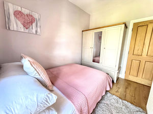 Photo 17- click for photo gallery